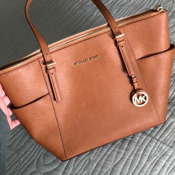 Michael Kors Tote - Picture 1 of 4